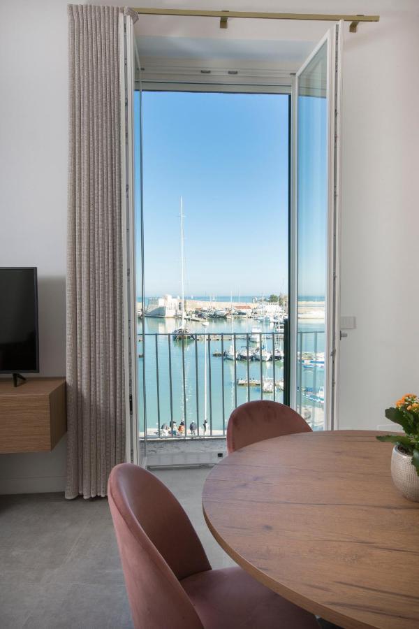 トラーニResidenza Rebeccaアパートメント エクステリア 写真